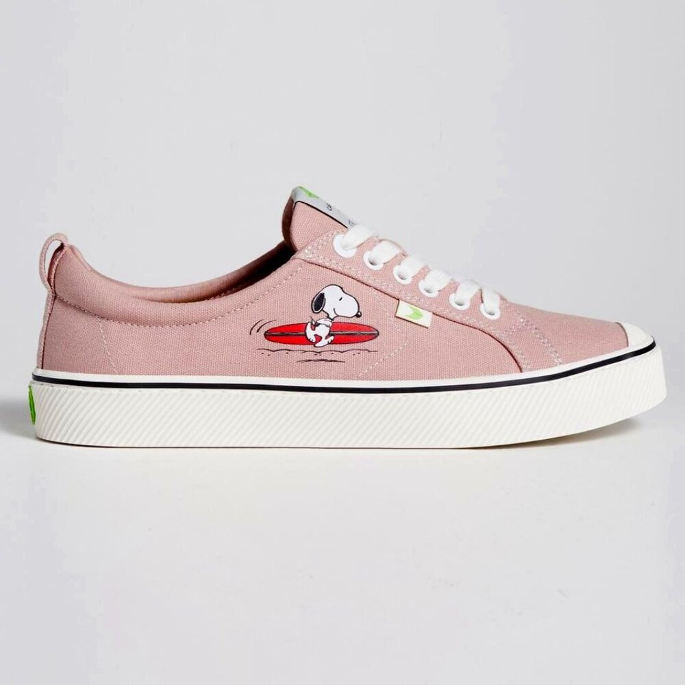 Cariuma x Peanuts Surf Rose Canvas OCA Low Sneakers